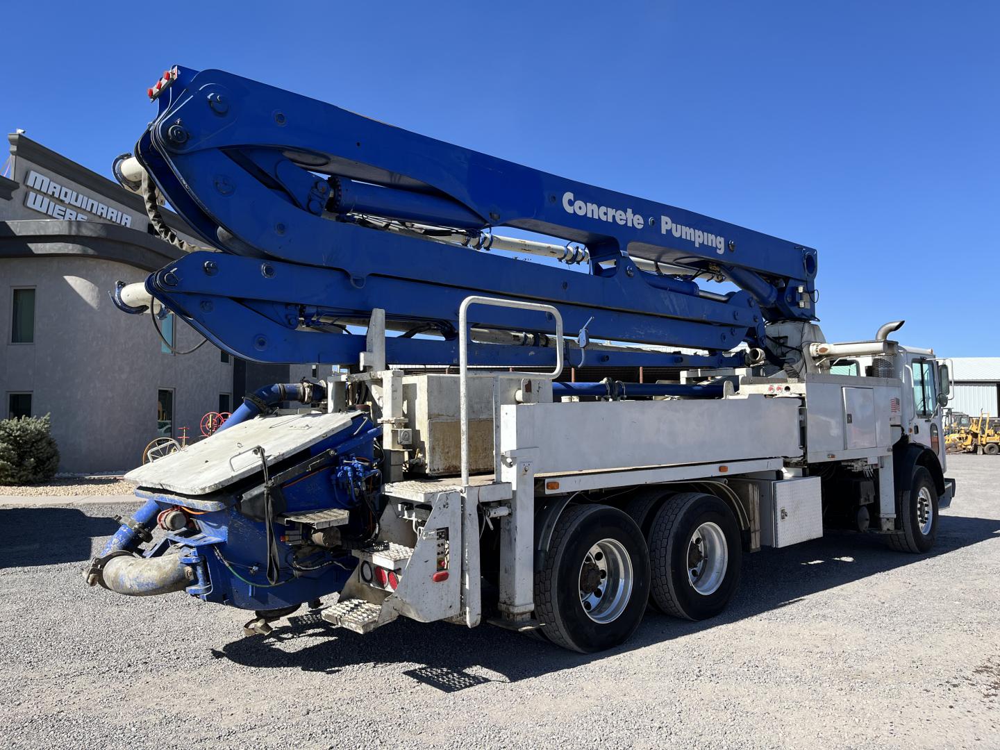 ./imagenes/INVOICE/2019/18014/AMION MAC 242 CON BOMBA DE CONCRETO PUTZMEISTER Z (15).JPG